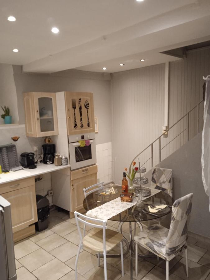 Jolie Maison De Village Capendu Eksteriør bilde