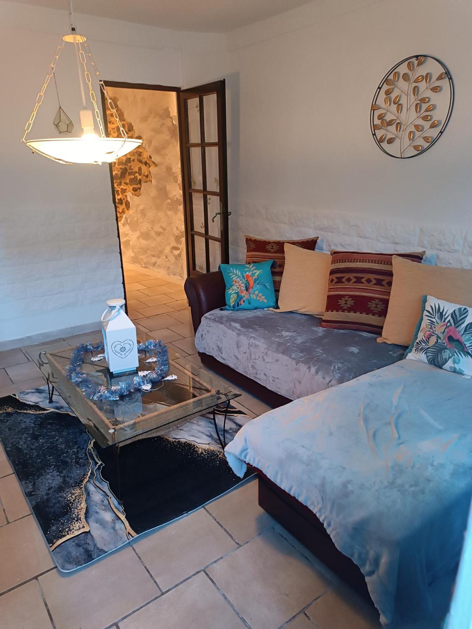 Jolie Maison De Village Capendu Eksteriør bilde